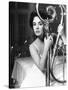 CAT ON A HOT TIN ROOF, 1958 directed by RICHARD BROOKS Elizabeth Taylor (b/w photo)-null-Stretched Canvas
