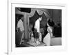 CAT ON A HOT TIN ROOF, 1958 directed by RICHARD BROOKS On the set, Richard Brooks (left) Paul Newma-null-Framed Photo