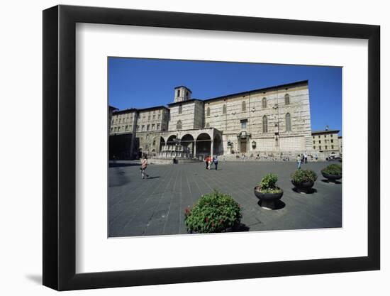 Cathedral and Fontana Maggiore, Piazza Iv Novembre, Perugia, Umbria, Italy-Geoff Renner-Framed Photographic Print