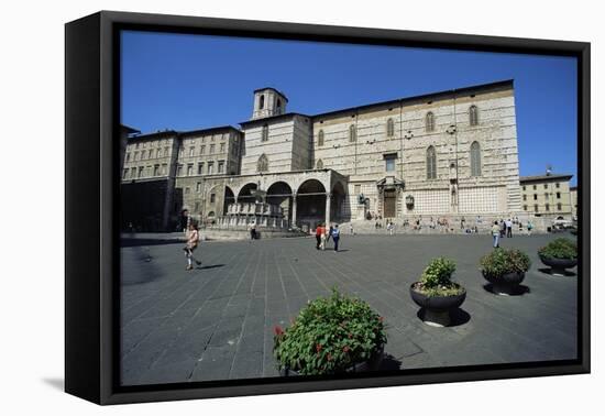 Cathedral and Fontana Maggiore, Piazza Iv Novembre, Perugia, Umbria, Italy-Geoff Renner-Framed Stretched Canvas