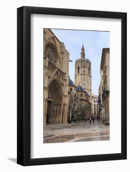 Cathedral and Miguelete Bell Tower, Plaza De La Virgen, Autumn (Fall), Valencia, Spain, Europe-Eleanor Scriven-Framed Photographic Print