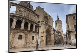 Cathedral and Miguelete Bell Tower, Plaza De La Virgen, Autumn (Fall), Valencia, Spain, Europe-Eleanor Scriven-Mounted Photographic Print