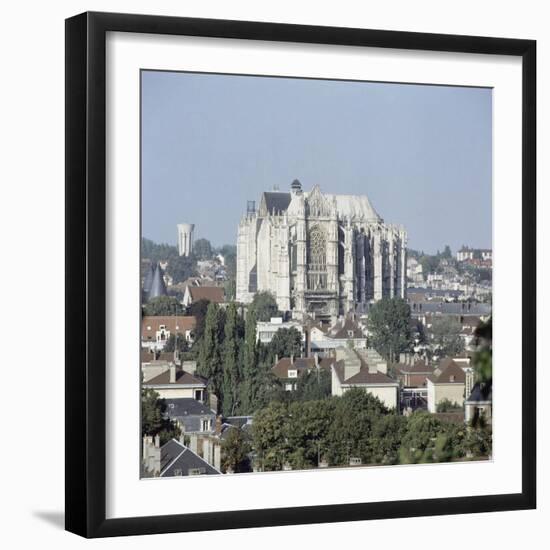 Cathédrale Saint-Pierre-de-Beauvais-null-Framed Giclee Print