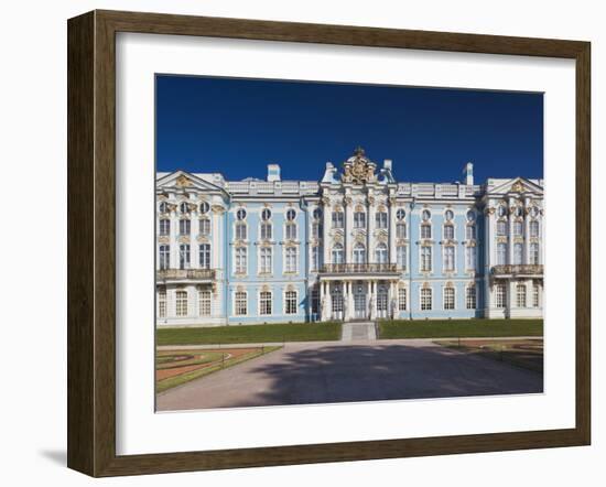 Catherine Palace, Pushkin-Tsarskoye Selo, Saint Petersburg, Russia-Walter Bibikow-Framed Premium Photographic Print