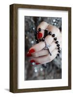 Catholic woman praying rosary beads and crucifix-Godong-Framed Photographic Print