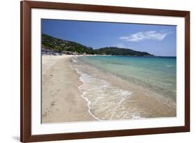 Cavaliere Plage-Stuart Black-Framed Photographic Print