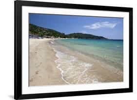 Cavaliere Plage-Stuart Black-Framed Photographic Print