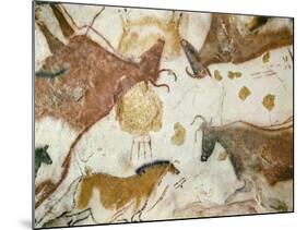 Cave of Lascaux, Ceiling of the Diverticulum: a Horse and Three Cows, C. 17,000 BC-null-Mounted Giclee Print