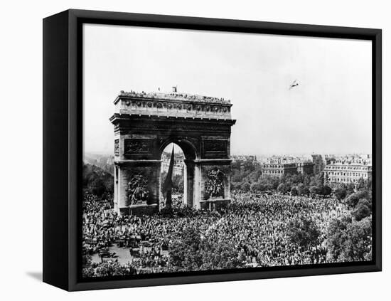 Celebrating the Liberation of Paris, 26 August 1944-null-Framed Stretched Canvas