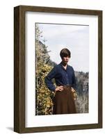 Cent Dollars pour un Sherif TRUE GRIT by Henry Athaway with Kim Darby, 1969 (photo)-null-Framed Photo