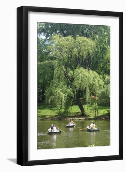 Central Park Couple I-Jeff Pica-Framed Premium Photographic Print