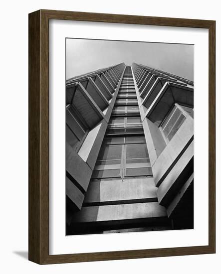 Centre Point-null-Framed Photographic Print