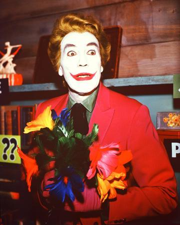 シーザー・ロメロの「赤っぽい」ジョーカーの衣装 : r/batman