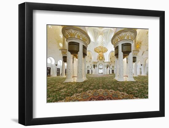 Chandelier in Prayer Hall, Sheikh Zayed Bin Sultan Al Nahyan Moschee, Al Maqtaa-Axel Schmies-Framed Photographic Print