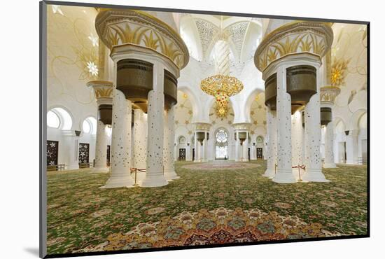 Chandelier in Prayer Hall, Sheikh Zayed Bin Sultan Al Nahyan Moschee, Al Maqtaa-Axel Schmies-Mounted Photographic Print