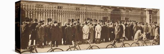'Changing of the Guard, Buckingham Palace, December 4th', 1936 (1937)-Unknown-Stretched Canvas