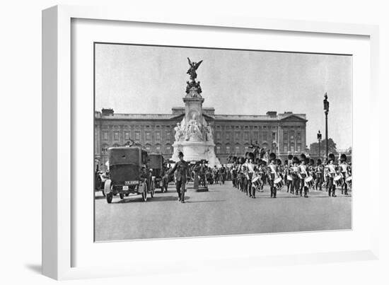 Changing of the Guard, Buckingham Palace, London, 1926-1927-McLeish-Framed Giclee Print