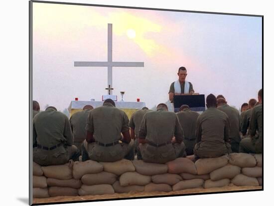 Chaplain Service-Associated Press-Mounted Premium Photographic Print