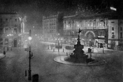 Piccadilly Circus, London, at Night, 1908-1909