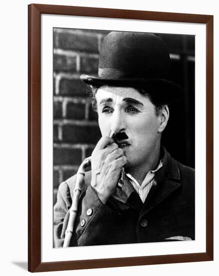 Charlie Chaplin. "City Lights" 1931, Directed by Charles Chaplin-null-Framed Photographic Print