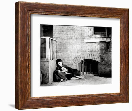 Charlie Chaplin, Paulette Goddard. "The Masses" 1936, "Modern Times" Directed by Charles Chaplin-null-Framed Photographic Print