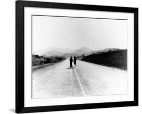 Charlie Chaplin, Paulette Goddard. "The Masses" 1936, "Modern Times" Directed by Charles Chaplin-null-Framed Photographic Print