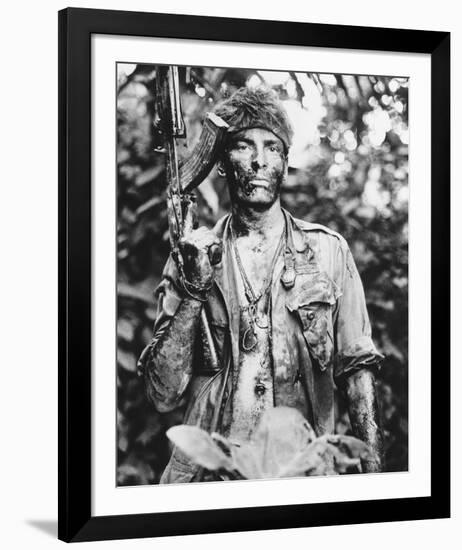 Charlie Sheen - Platoon-null-Framed Photo