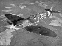 Supermarine Spitfire Mk Vb, 1941-Chas Brown-Photographic Print