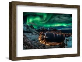 Chasing the Northern Lights-Javier de la-Framed Photographic Print
