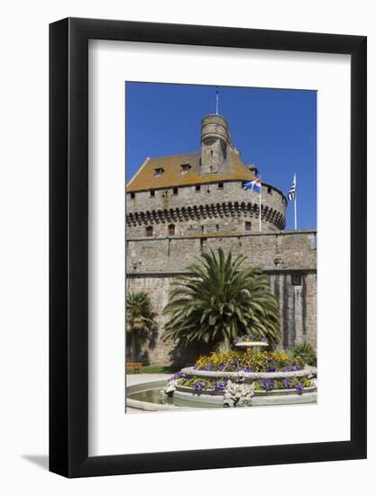 Chateau and Walled City, St. Malo, Brittany, France, Europe-Rolf Richardson-Framed Photographic Print