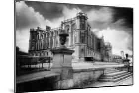 Chateau Vieux, Saint-Germain-En-Laye, Isle-De-France, France-Simon Marsden-Mounted Giclee Print