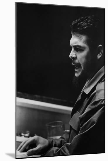 Che Guevara Speaking at the United Nations, Dec. 11, 1964-null-Mounted Photo