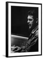 Che Guevara Speaking at the United Nations, Dec. 11, 1964-null-Framed Photo