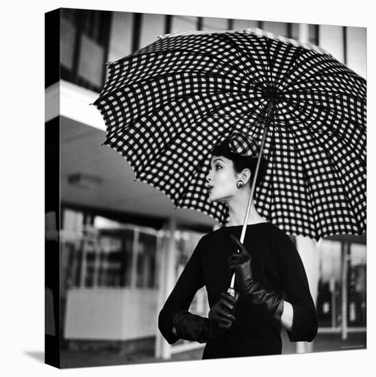 Checked Parasol, New Trend in Women's Accessories, Used at Roosevelt Raceway-Nina Leen-Stretched Canvas