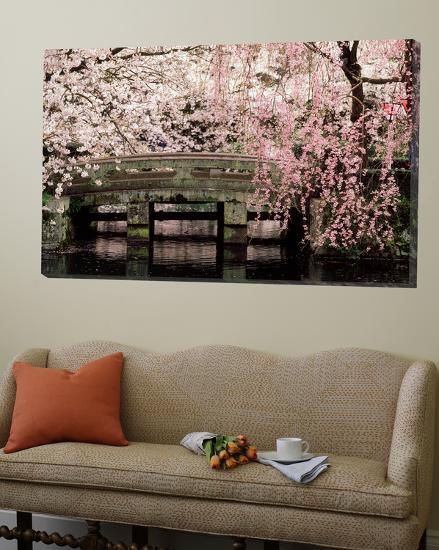 Loft Art, , large