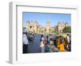 Chhatrapati Shivaji Terminus (Victoria Terminus), UNESCO World Heritage Site, Mumbai, Maharashtra S-Gavin Hellier-Framed Photographic Print