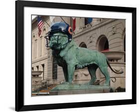 Chicago Bears Helmet On Lion-Patrick Warneka-Framed Photographic Print