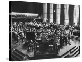Chicago Board of Trade, as Proposed Wheat Sale to Russia Sends Prices Soaring-Robert W^ Kelley-Stretched Canvas