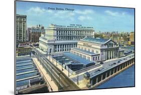 Chicago, Illinois - Exterior View of Union Station-Lantern Press-Mounted Art Print