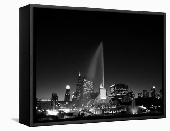 Chicagos Buckingham Fountain, Black & White-Steve Gadomski-Framed Stretched Canvas