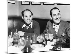 Chico (Left) and Groucho Marx at Lunch in the Famous Brown Derby Restaurant in Hollywood-null-Mounted Photo