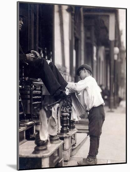 Child Labor, Bootblack at 2 West 4th Street, Wilmington, Delaware. May, 1910-null-Mounted Art Print