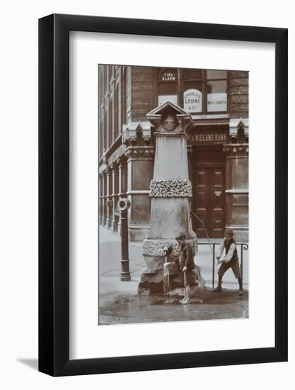 Children Drawing Water from the Aldgate Pump, London, August 1908-null-Framed Photographic Print