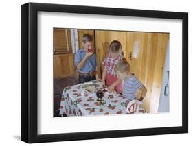 Children Eating Jelly Sandwiches-William P. Gottlieb-Framed Photographic Print