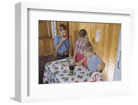 Children Eating Jelly Sandwiches-William P. Gottlieb-Framed Photographic Print