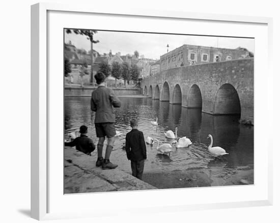 Children Feeding Swans at Bradford on Avon, October 1943-null-Framed Photographic Print