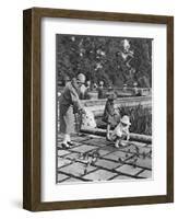Children Feeding the Sparrows in Hyde Park, London, 1926-1927-null-Framed Giclee Print