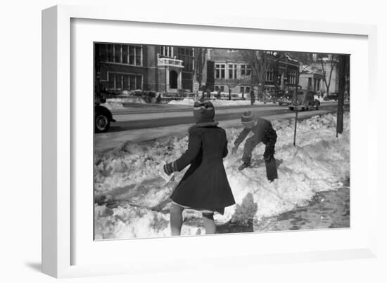 Children Having a Snowball Fight Photograph - Chillicothe, OH-Lantern Press-Framed Art Print