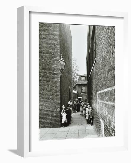 Children in an Alleyway, Upper Ground Place, Southwark, London, 1923-null-Framed Photographic Print