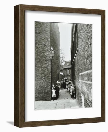 Children in an Alleyway, Upper Ground Place, Southwark, London, 1923-null-Framed Photographic Print